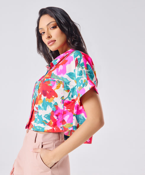 Crop Printed Shirt With A Classic Collar